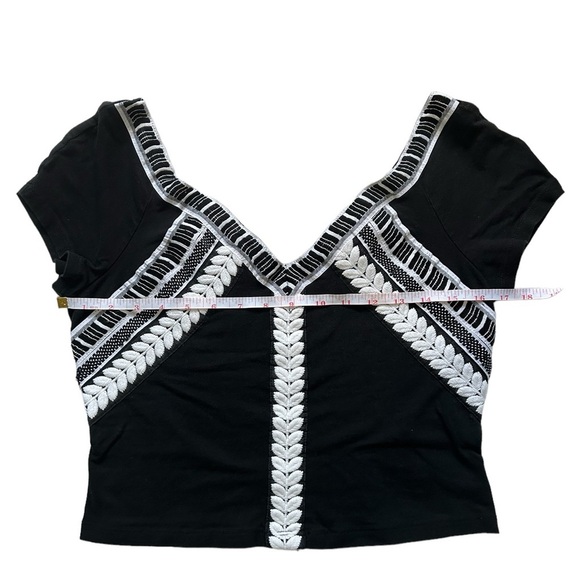 3 For 25 Black zip up sexy top - Picture 4 of 6